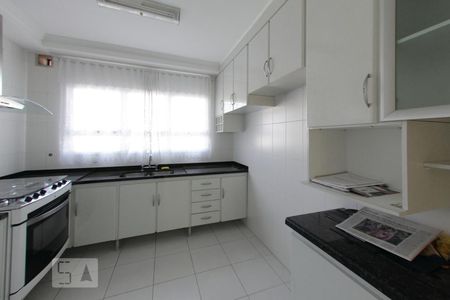 Apartamento para alugar com 145m², 3 quartos e 3 vagasCozinha