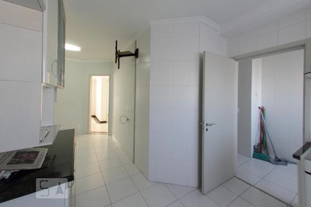 Apartamento para alugar com 145m², 3 quartos e 3 vagasCozinha