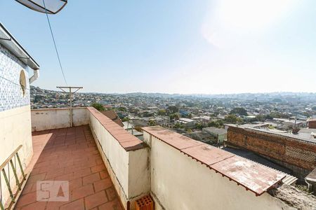 Casa à venda com 150m², 5 quartos e 3 vagas Casa à venda com 150m², 5 quartos e 3 vagasTerraço
