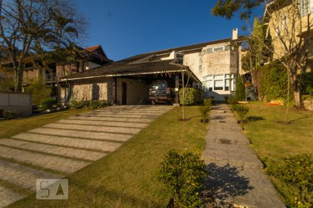 Casa de condomínio à venda com 540m², 5 quartos e 4 vagasFachada da Casa
