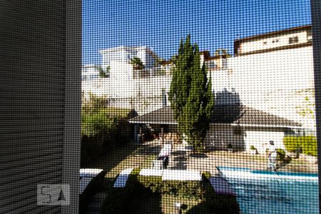 Casa de condomínio à venda com 540m², 5 quartos e 4 vagasVista da Suíte 2