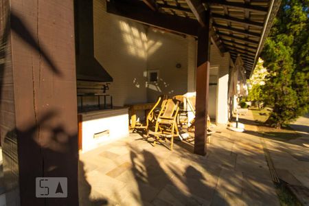 Casa de condomínio à venda com 540m², 5 quartos e 4 vagasÁrea Externa - Churrasqueira