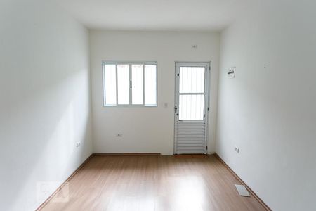 Sala de casa para alugar com 1 quarto, 50m² em Jardim São Roque, São Paulo
