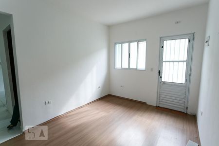 Sala de casa para alugar com 1 quarto, 50m² em Jardim São Roque, São Paulo