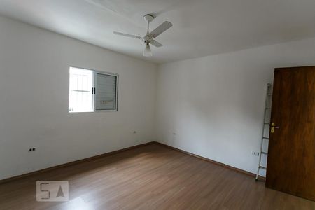Quarto de casa para alugar com 1 quarto, 50m² em Jardim São Roque, São Paulo
