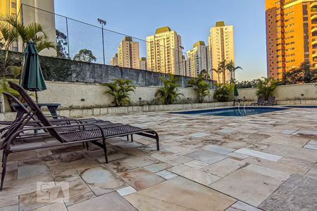Apartamento à venda com 87m², 2 quartos e 2 vagasÁrea comum - Piscina