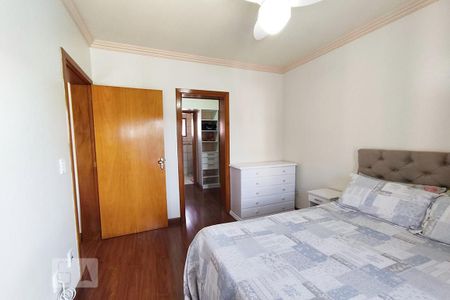 Casa à venda com 280m², 3 quartos e 2 vagas Casa à venda com 280m², 3 quartos e 2 vagasQuarto 2 Suíte