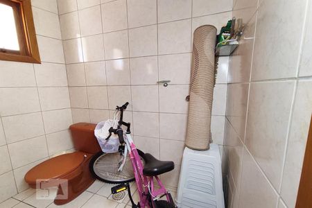 Casa à venda com 280m², 3 quartos e 2 vagas Casa à venda com 280m², 3 quartos e 2 vagasBanheiro 3