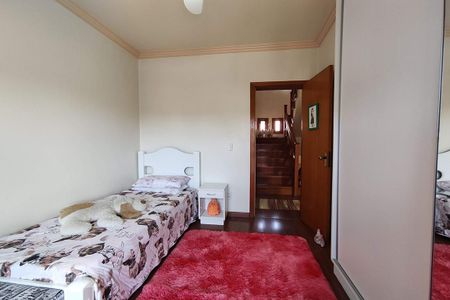 Casa à venda com 280m², 3 quartos e 2 vagas Casa à venda com 280m², 3 quartos e 2 vagasQuarto 3