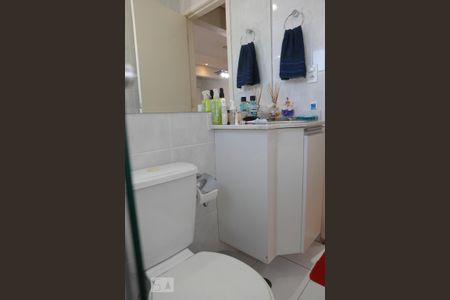 Apartamento para alugar com 62m², 2 quartos e 1 vagaBanheiro do Corredor