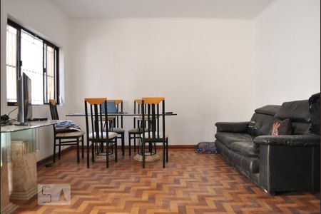 Sala de casa à venda com 7 quartos, 306m² em Vila Monumento, São Paulo