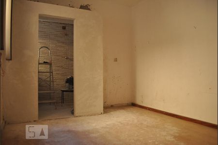 Quarto 1 com suíte de casa à venda com 7 quartos, 306m² em Vila Monumento, São Paulo