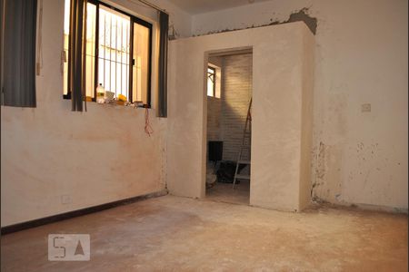 Vista do quarto 2 com suíte de casa à venda com 7 quartos, 306m² em Vila Monumento, São Paulo