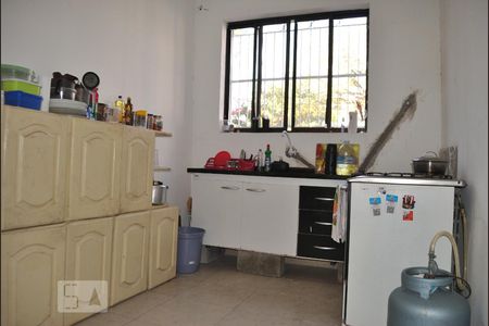 Casa à venda com 306m², 7 quartos e 5 vagasCozinha 1