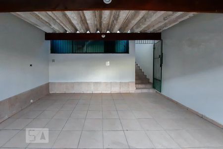 Casa à venda com 182m², 2 quartos e 2 vagasGaragem