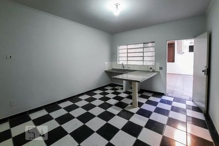 Casa à venda com 182m², 2 quartos e 2 vagasCozinha