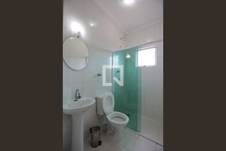 Casa para alugar com 150m², 3 quartos e 2 vagas Casa para alugar com 150m², 3 quartos e 2 vagasSuíte Master - banheiro