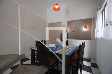 Casa para alugar com 150m², 3 quartos e 2 vagas Casa para alugar com 150m², 3 quartos e 2 vagasSala de jantar