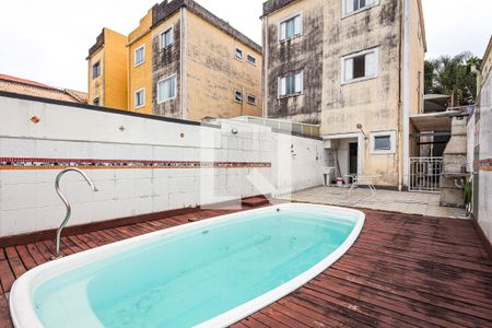 Casa para alugar com 150m², 3 quartos e 2 vagas Casa para alugar com 150m², 3 quartos e 2 vagasPiscina