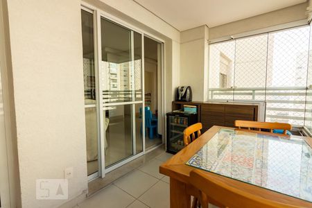 Varanda gourmet de apartamento para alugar com 2 quartos, 83m² em Centro, Osasco