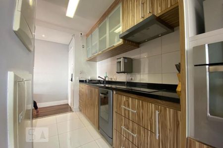 Apartamento à venda com 104m², 2 quartos e 2 vagasCozinha