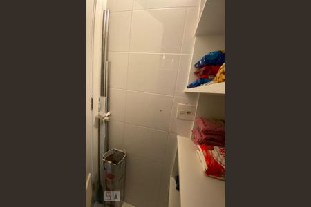 Apartamento à venda com 104m², 2 quartos e 2 vagasDespensa