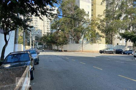 Apartamento à venda com 104m², 2 quartos e 2 vagasVista da Rua