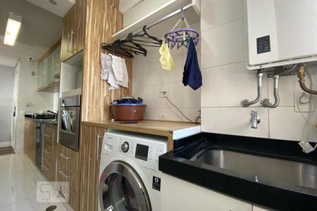 Apartamento à venda com 104m², 2 quartos e 2 vagasÁrea de Serviço