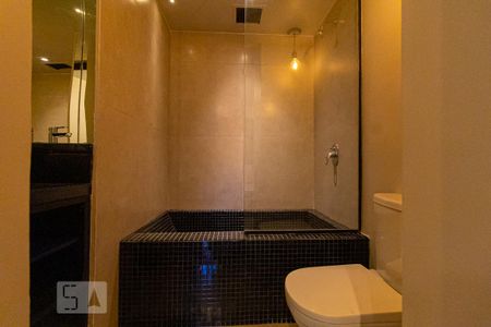 Apartamento para alugar com 40m², 1 quarto e 1 vaga Apartamento para alugar com 40m², 1 quarto e 1 vagaBanheiro