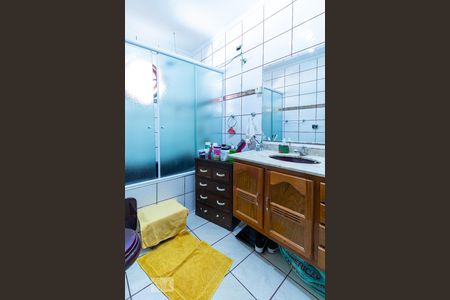 Casa à venda com 227m², 3 quartos e 3 vagas Casa à venda com 227m², 3 quartos e 3 vagasBanheiro da Suíte