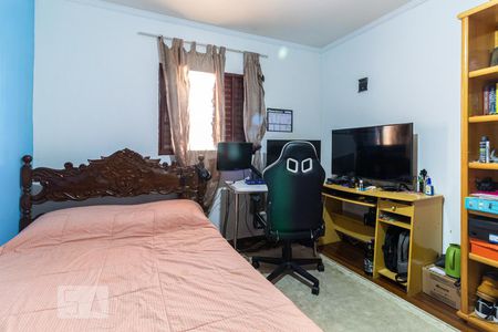 Casa à venda com 227m², 3 quartos e 3 vagas Casa à venda com 227m², 3 quartos e 3 vagasQuarto 2