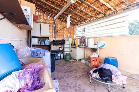 Casa à venda com 227m², 3 quartos e 3 vagas Casa à venda com 227m², 3 quartos e 3 vagasÁrea de Serviço