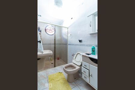 Casa à venda com 227m², 3 quartos e 3 vagas Casa à venda com 227m², 3 quartos e 3 vagasBanheiro