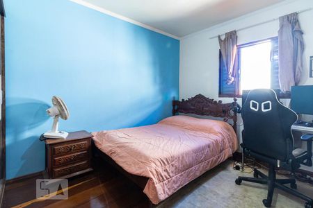 Casa à venda com 227m², 3 quartos e 3 vagas Casa à venda com 227m², 3 quartos e 3 vagasQuarto 2