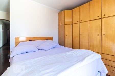 Casa à venda com 227m², 3 quartos e 3 vagas Casa à venda com 227m², 3 quartos e 3 vagasSuíte