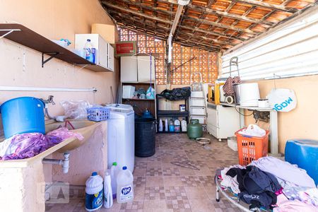 Casa à venda com 227m², 3 quartos e 3 vagas Casa à venda com 227m², 3 quartos e 3 vagasÁrea de Serviço