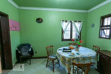 Sala de Jantar de casa à venda com 5 quartos, 200m² em Nonoai, Porto Alegre
