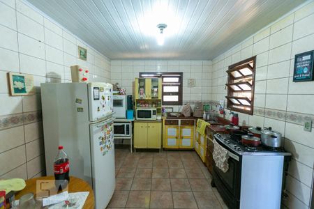 Casa à venda com 200m², 5 quartos e 1 vaga Casa à venda com 200m², 5 quartos e 1 vagaCozinha