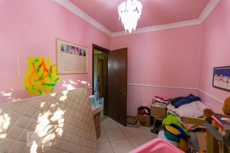 Casa à venda com 200m², 5 quartos e 1 vaga Casa à venda com 200m², 5 quartos e 1 vagaQuarto 2