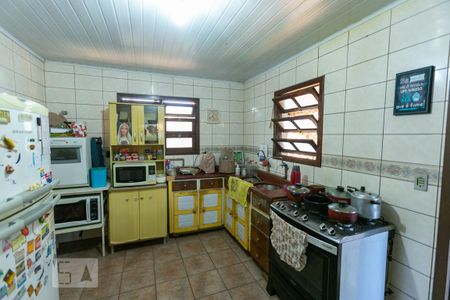 Casa à venda com 200m², 5 quartos e 1 vaga Casa à venda com 200m², 5 quartos e 1 vagaCozinha