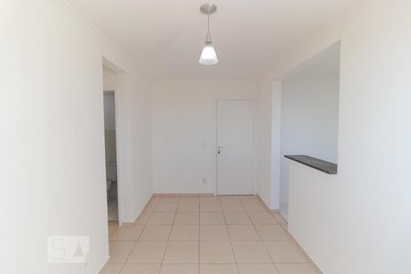 Salas de apartamento para alugar com 2 quartos, 45m² em Vila Trinta E Um de Março, Campinas