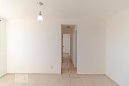 Salas de apartamento para alugar com 2 quartos, 45m² em Vila Trinta E Um de Março, Campinas