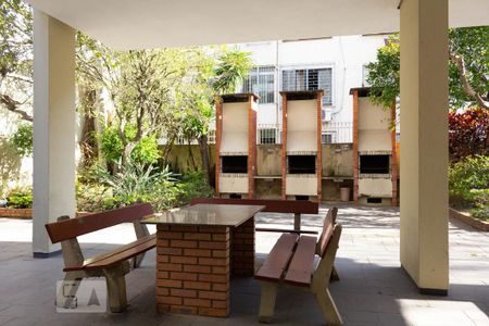 Apartamento à venda com 49m², 1 quarto e sem vagaÁrea comum - Churrasqueiras