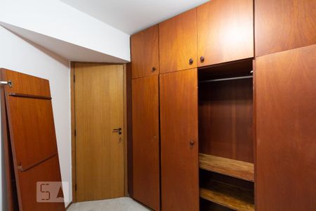 Apartamento para alugar com 75m², 1 quarto e 1 vaga Apartamento para alugar com 75m², 1 quarto e 1 vagaQuarto