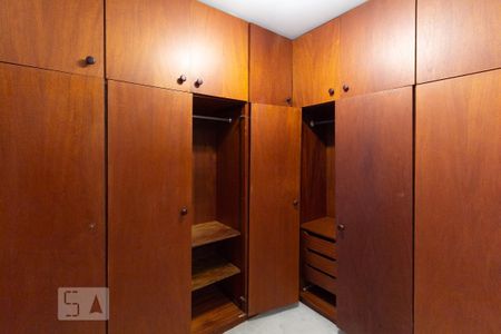 Apartamento para alugar com 75m², 1 quarto e 1 vaga Apartamento para alugar com 75m², 1 quarto e 1 vagaQuarto