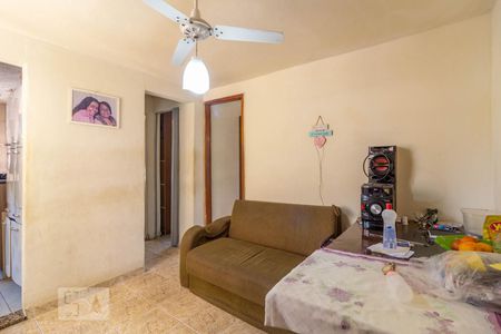Sala de apartamento para alugar com 2 quartos, 40m² em Oswaldo Cruz, Rio de Janeiro