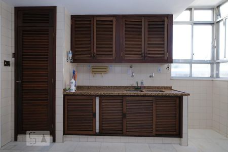 Apartamento à venda com 103m², 3 quartos e 1 vagaCozinha