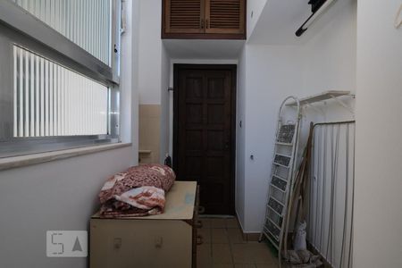 Apartamento à venda com 103m², 3 quartos e 1 vagaÁrea de Serviço