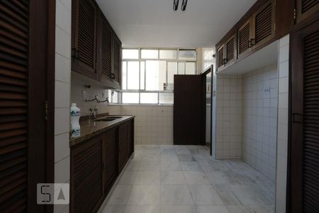 Apartamento à venda com 103m², 3 quartos e 1 vagaCozinha