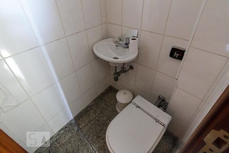 Apartamento à venda com 145m², 3 quartos e 2 vagasBanheiro de Serviço